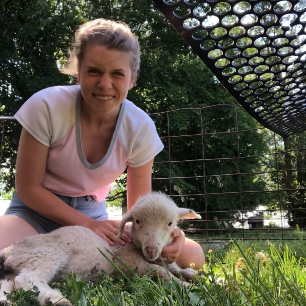 Meet your Posher, Brianna